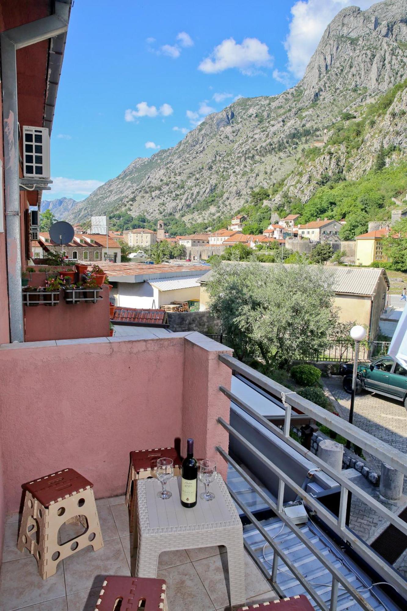 Apartman Tina Gurdic Kotor Kültér fotó